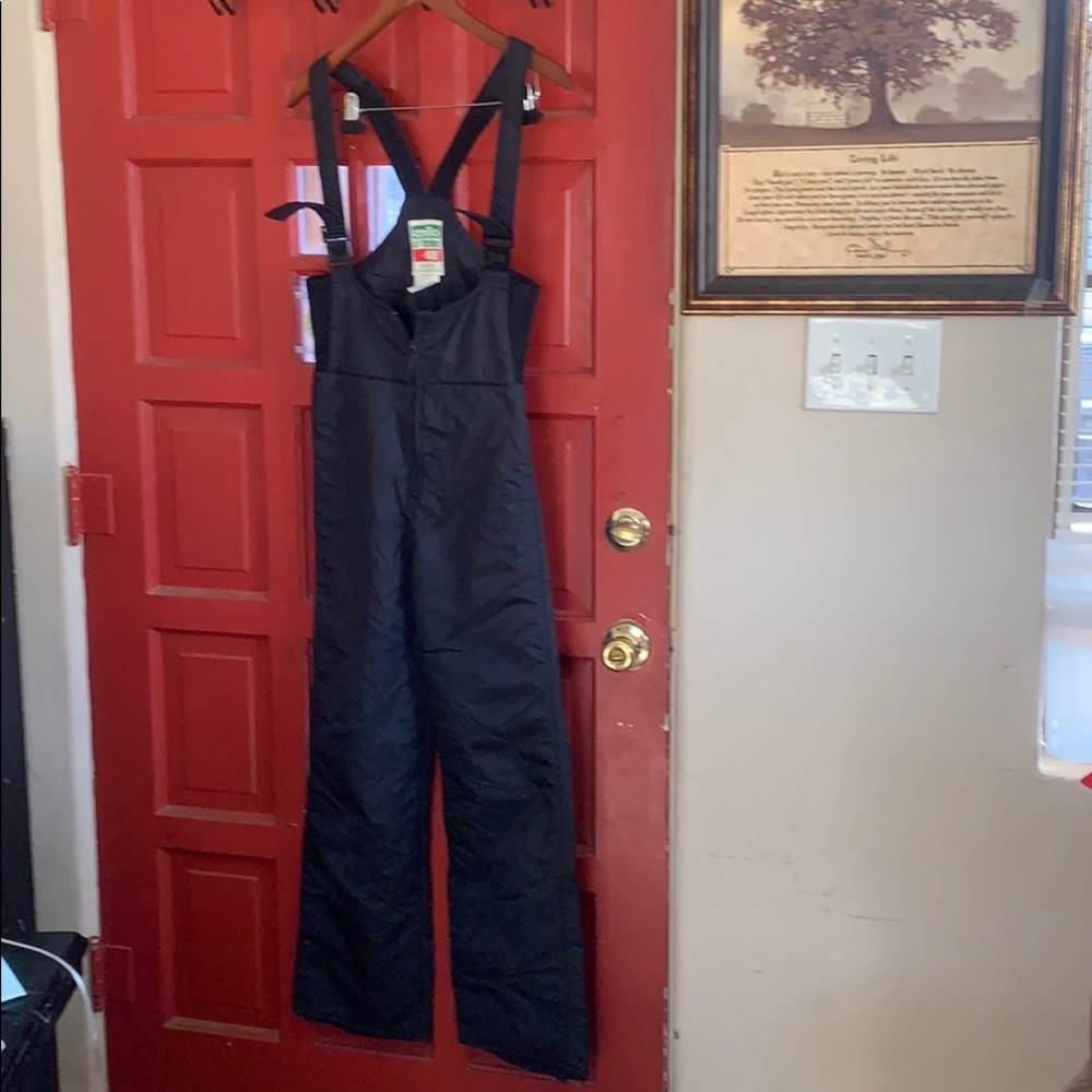 Ski trousers w/adjustable straps